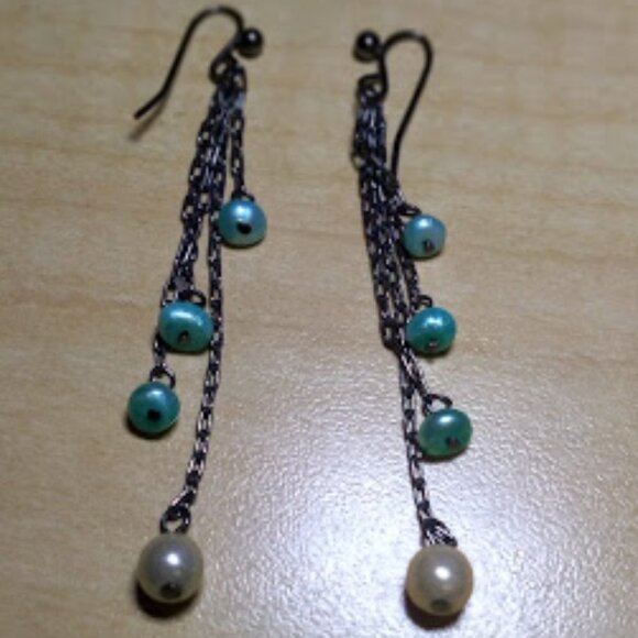Teal & White Beaded Dangle Chain Earrings : 2 1/4" long - Picture 6 of 9